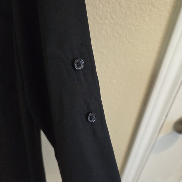 Express Women Portofino Black Button up Shirt With Rhinestones Size Small Career - Picture 9 of 14